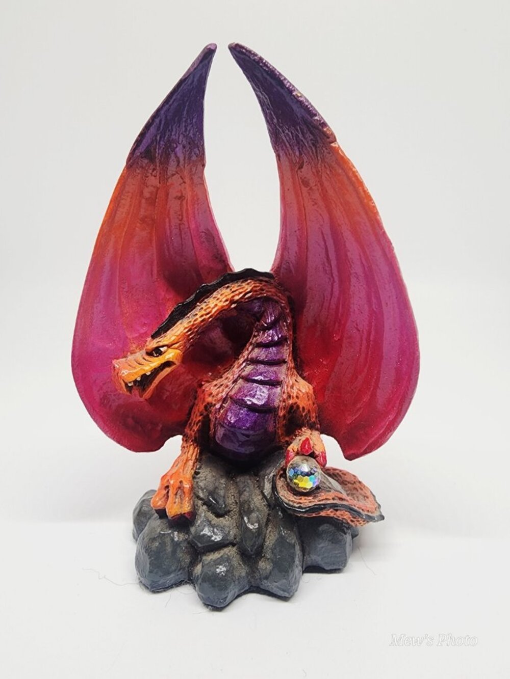 Vintage - Summit Series Fantasy Red Dragon Holding Crystal Orb Resin Figurine